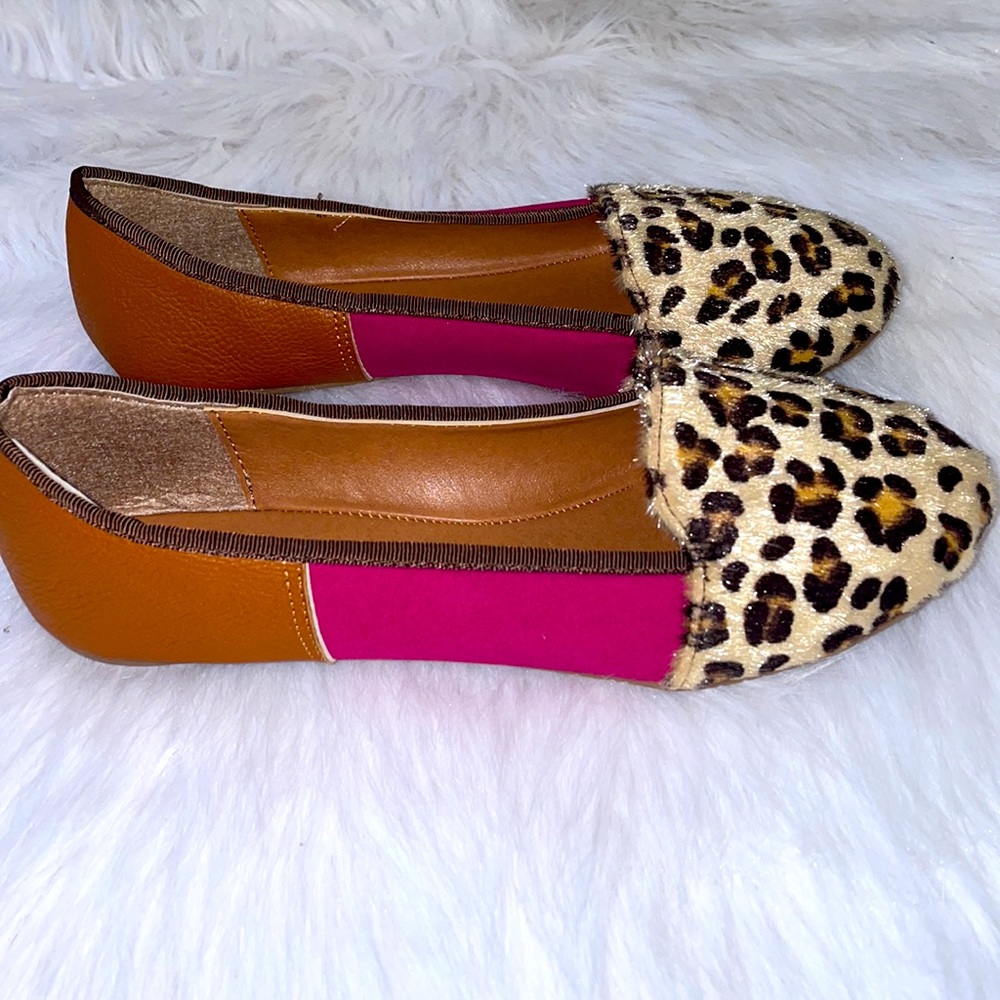 Anna Leopard Print Flats with Pink and Brown Accents - Picture 3 of 3